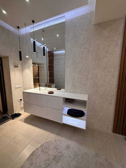 Сдается 3х комнатная квартира на 2 этаже 5- микрорайон мега маркет