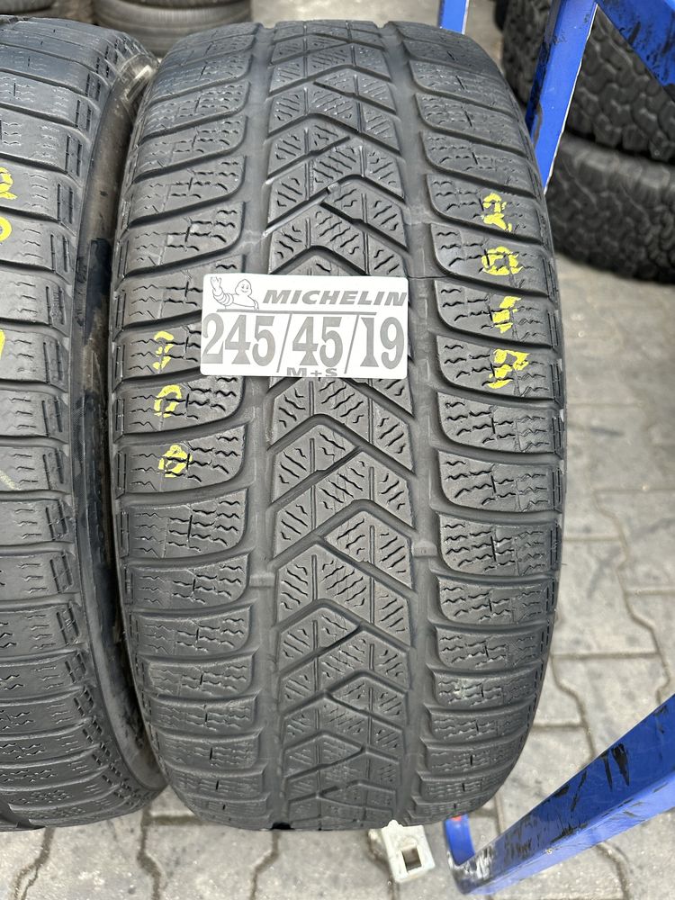 245/45/19 Pirelli M+S