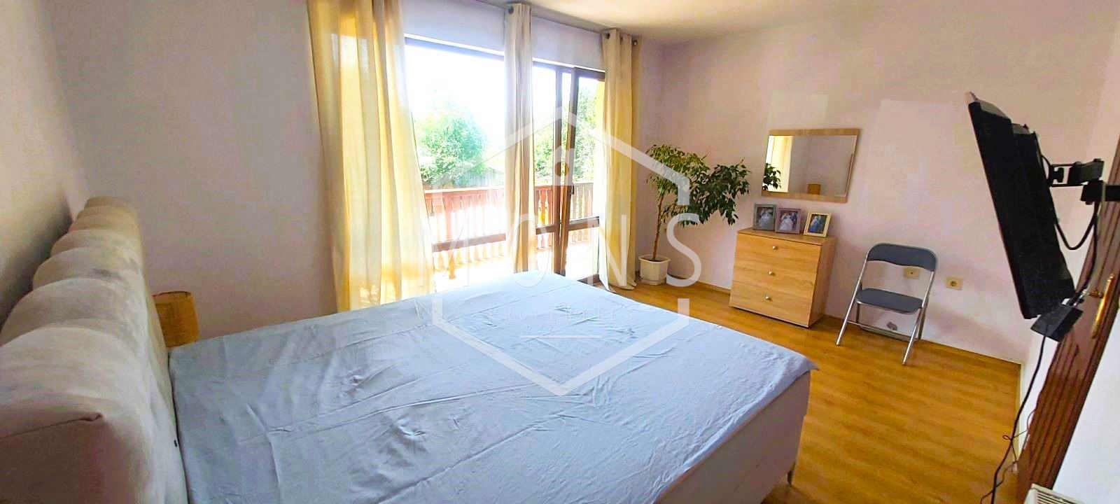 Къща в Габрово, област-с.Черновръх площ 286 цена 238000