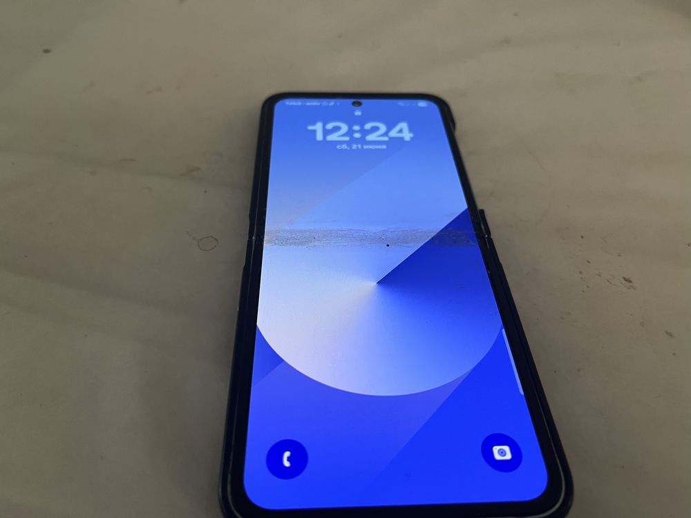 Продам самсунг zfold 6