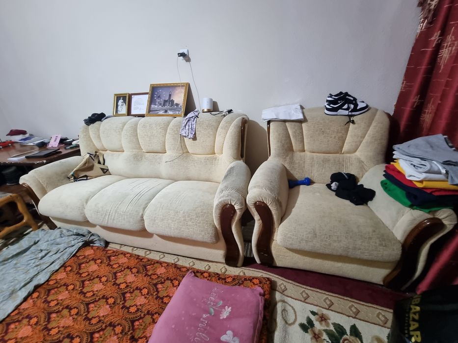 Divan va kreslo 4 talasi  1 millon som