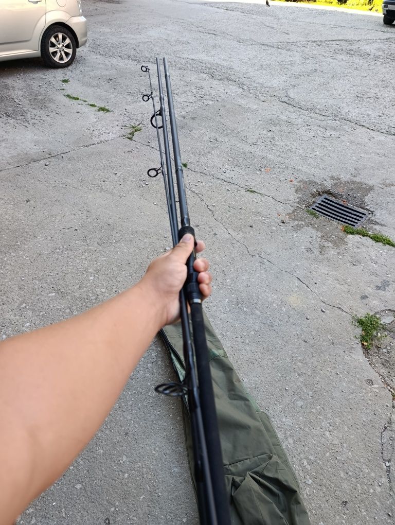 Шаранджийска въдица Daiwa ’22 BLACK WIDOW XT 3PCS 3.60m/3lbs