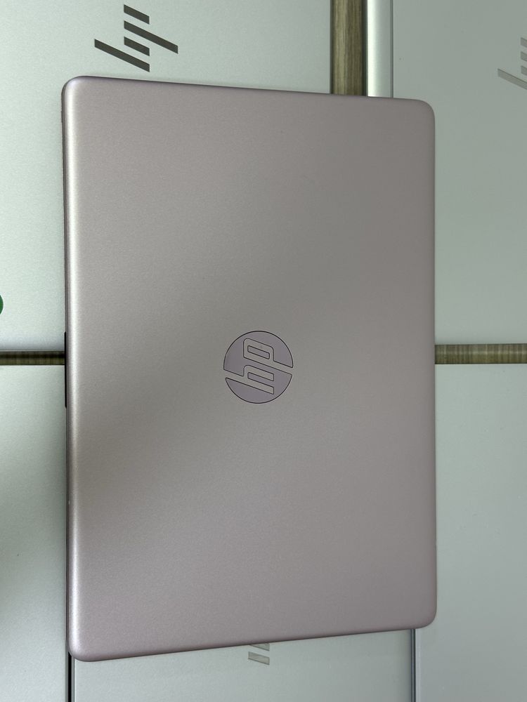Hp stream 14 celerob n4120 ozu 4gb
