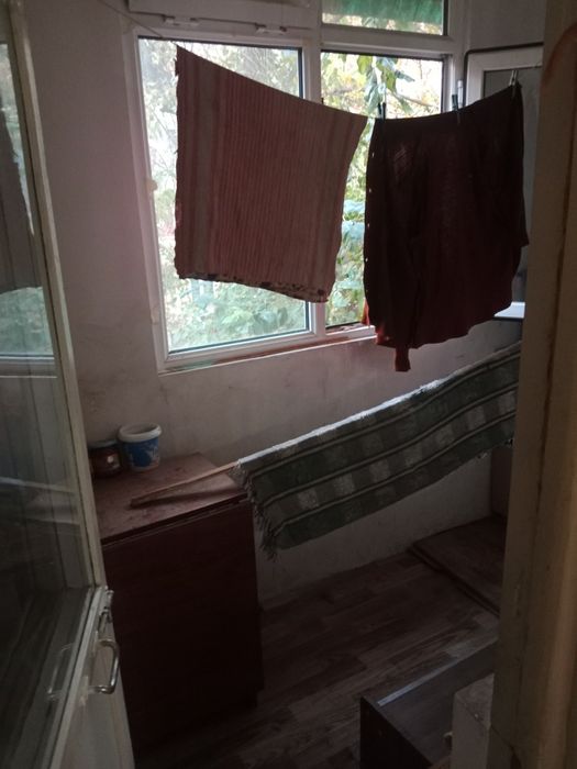 Срочно продается 2х - ком. кв. На фархадском