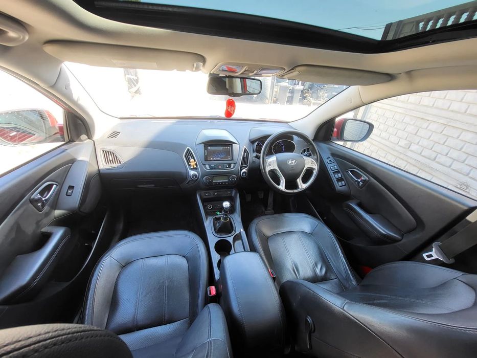 BARA/CAPOTA/ARIPI/FARURI/TRAGER HYUNDAI IX35 2.0 CRDI AN 2011