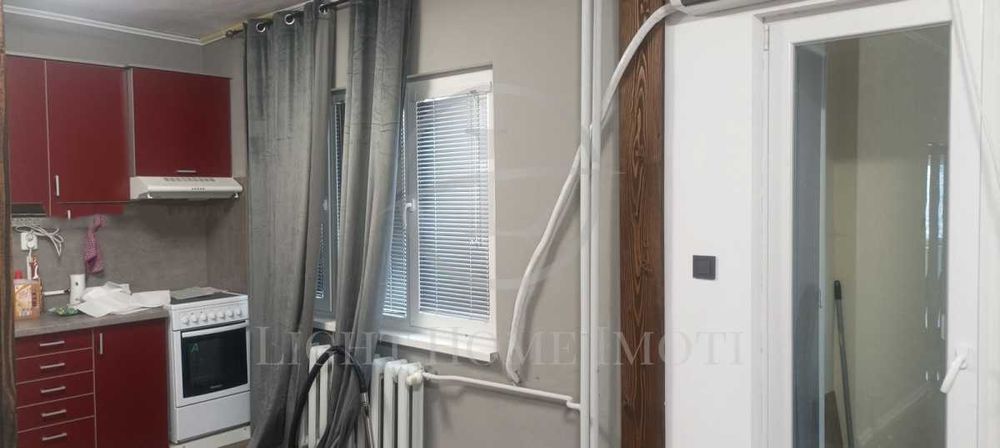 Продава се Тристаен апартамент в Пловдив, Тракия - 85 кв.м за 1596 €/кв.м - Снимка #3