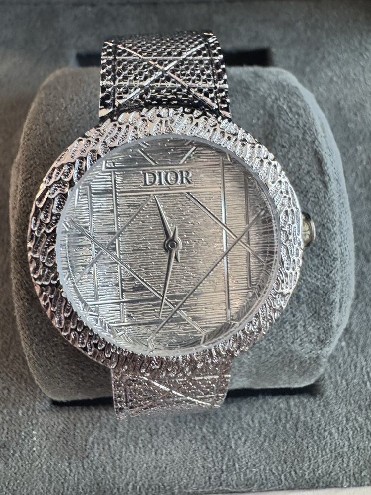 Дамски часовник Dior