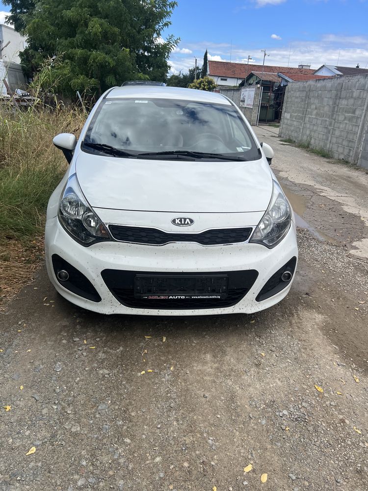 Kia Rio 1.1CRD на части