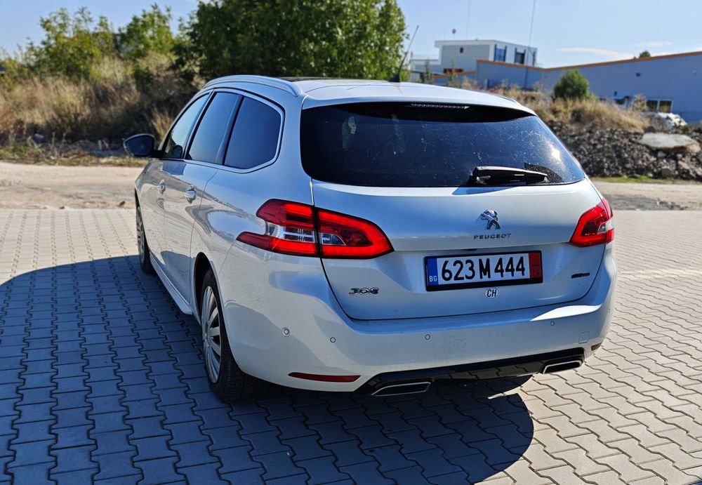 Peugeot 308 SW, 2018г. бензин 1.2, 130 к.с. GT-line, внос от Швейцария