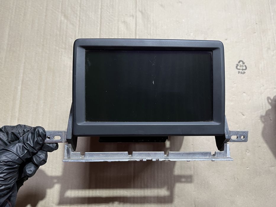 Display Navigatie Ecran culisare mecanism Audi A8 D3