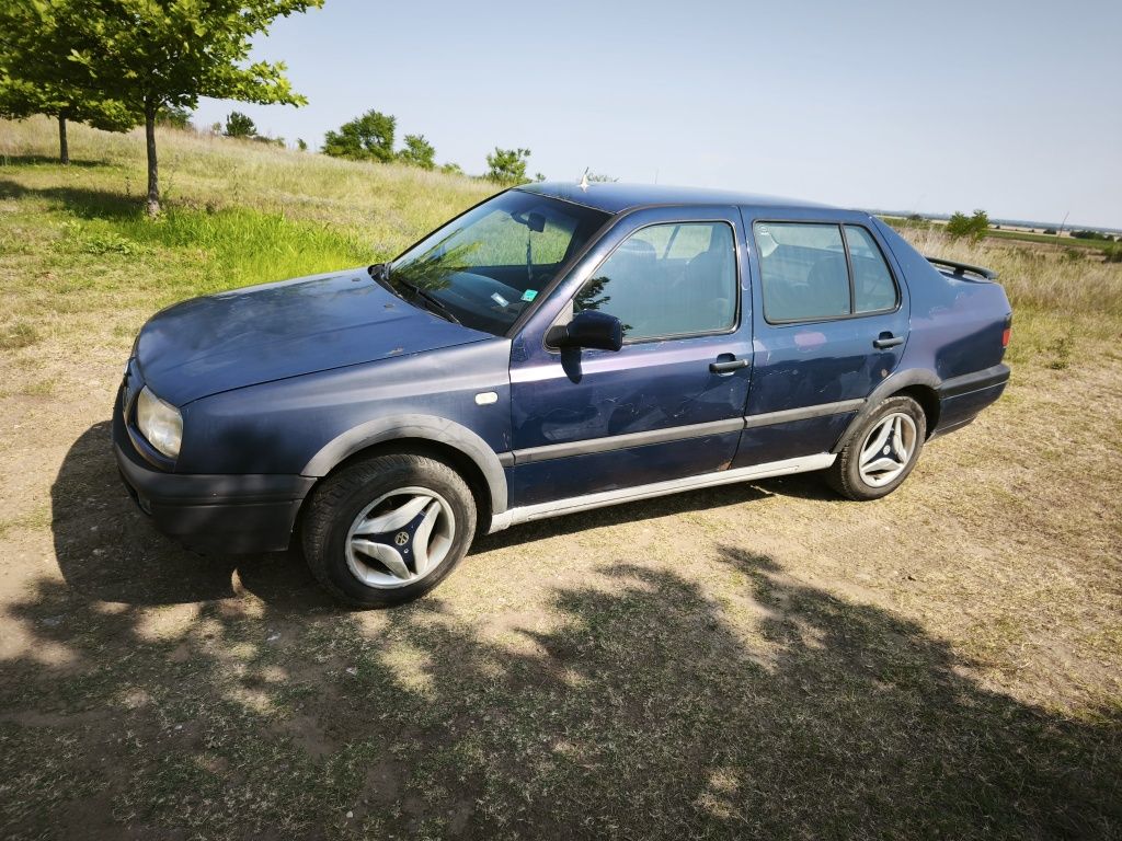 Лек автомобил VW vento