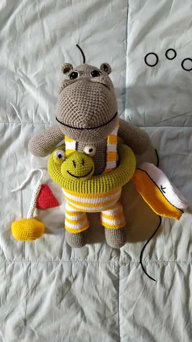 Плетена играчка хипопотамът Хенри, подарък за деца, еко, вълна