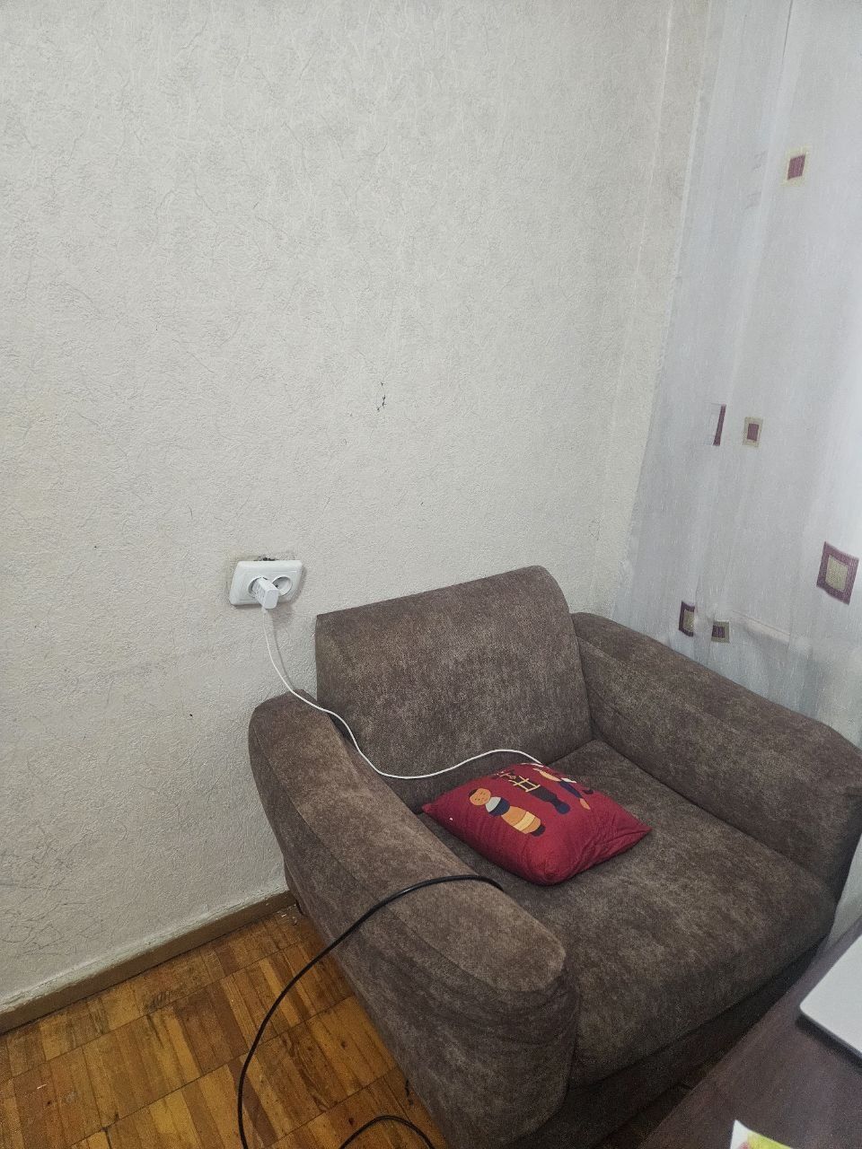 Мебель всё в одни руки срочно