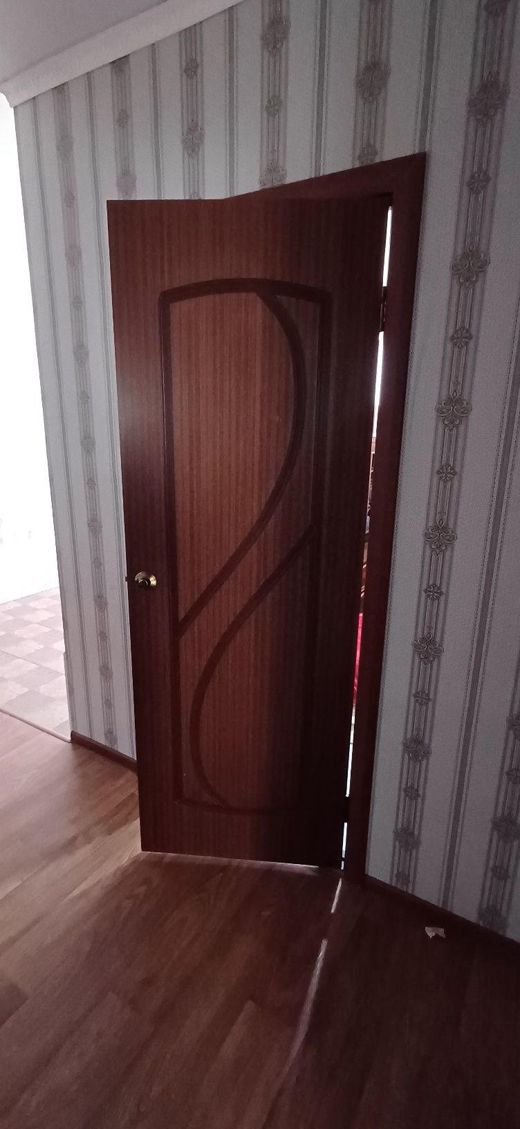 Продаётся двери б/у