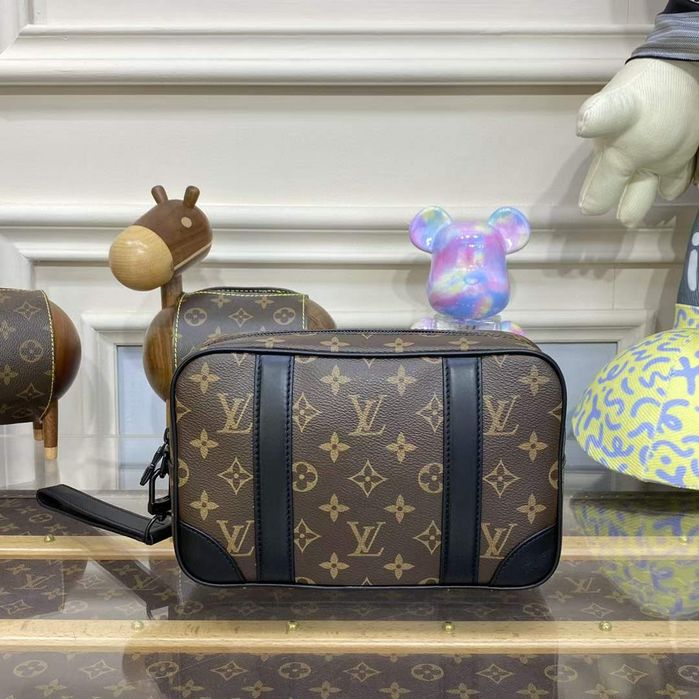 Чанта Louis Vuitton Pochette Kasai