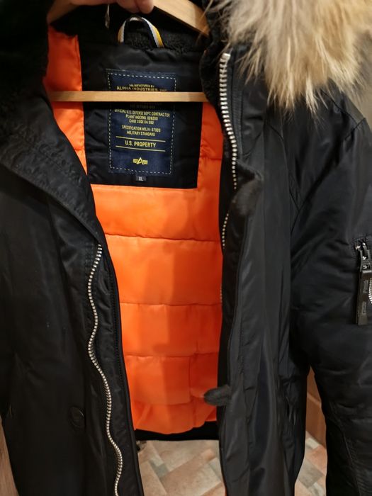 Зимняя куртка (размер 52-54)