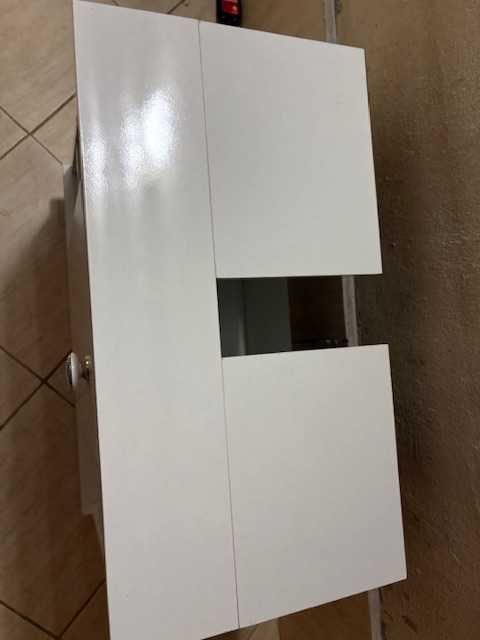 Нов ПВЦ щкаф за баня