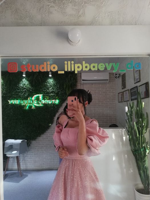 Платье вечернее в розовом цвете