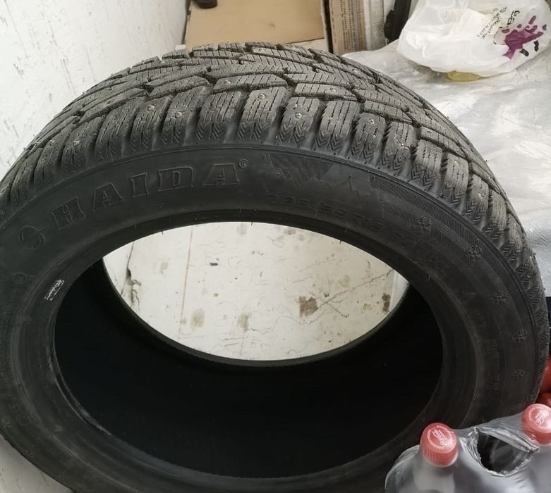 Продам 4 колеса с шипами