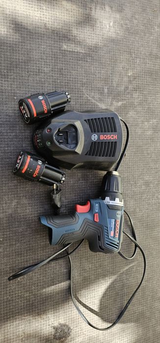 Bosch GSR 12V-35 безчетков винтоверт