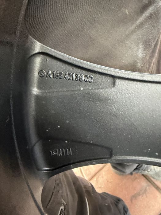 Оригинални Mercedes 19” Джанти – Топ Състояние!