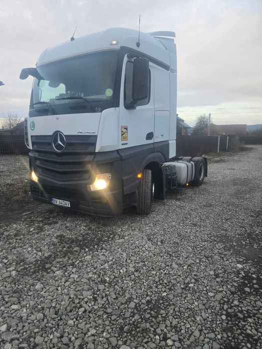 Vând sau dezmembrez Mercedes actros 2014