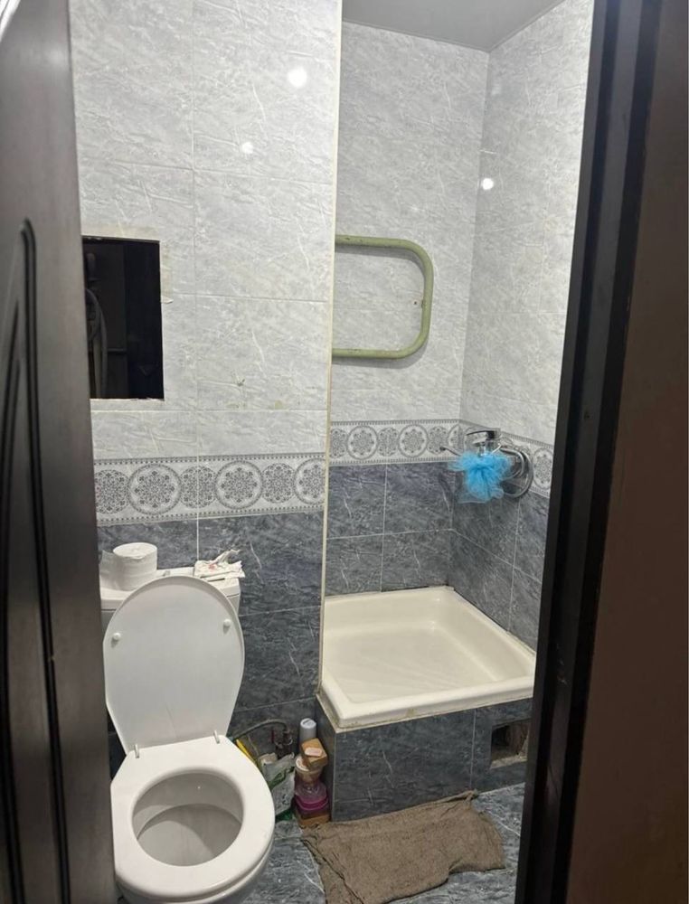Срочно Продается 1в2/5/5 ком квартира куйлюк массив 6