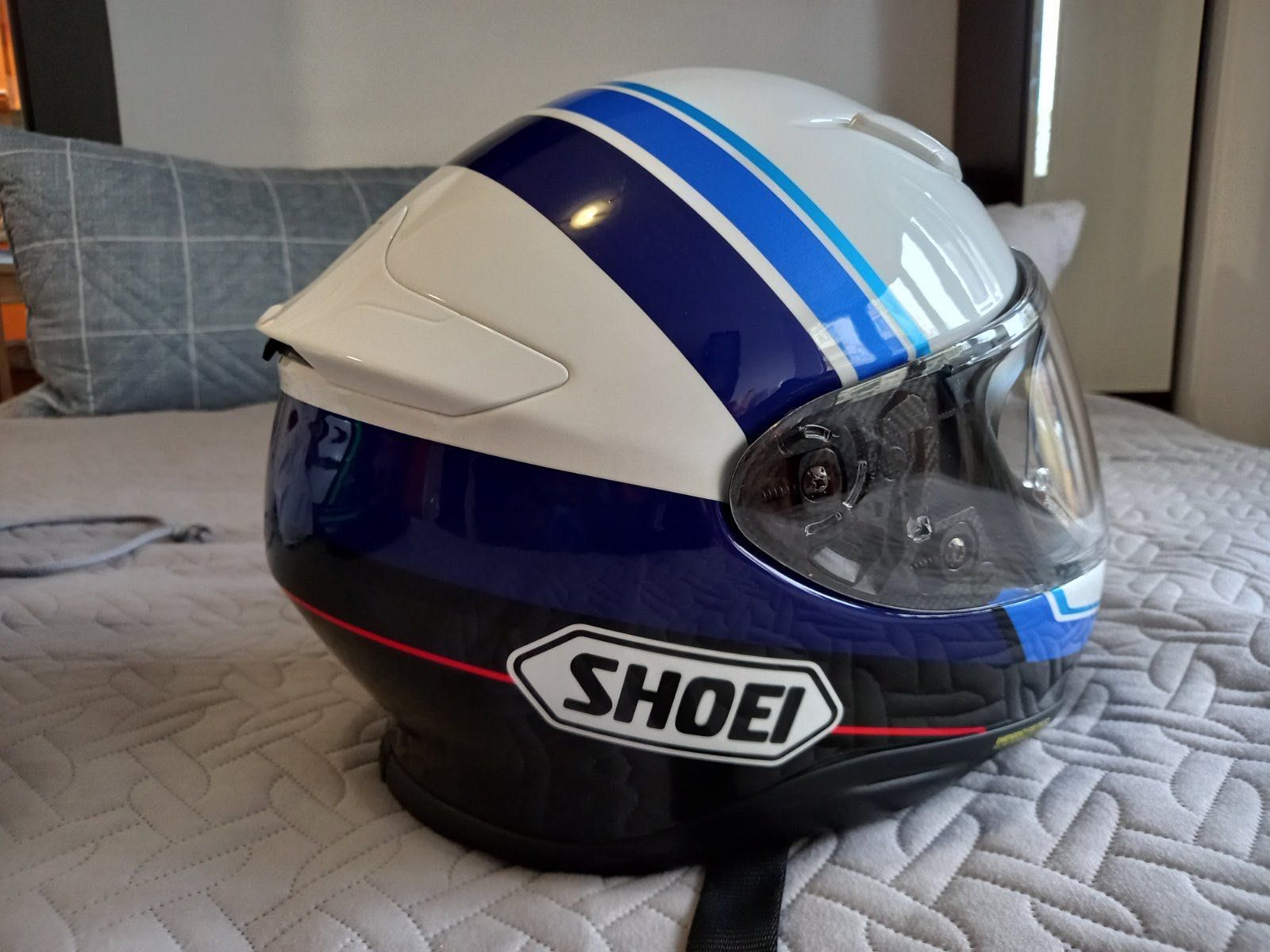 Шлем/каска ARAI / SHOEI