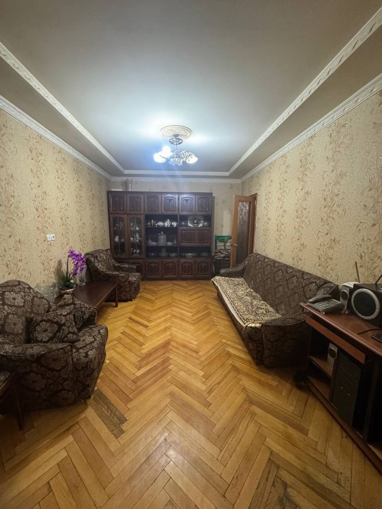Юнусабад ц6 9школа кинотеатр Казахстан 3/1/4