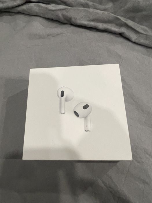 Airpods 3.