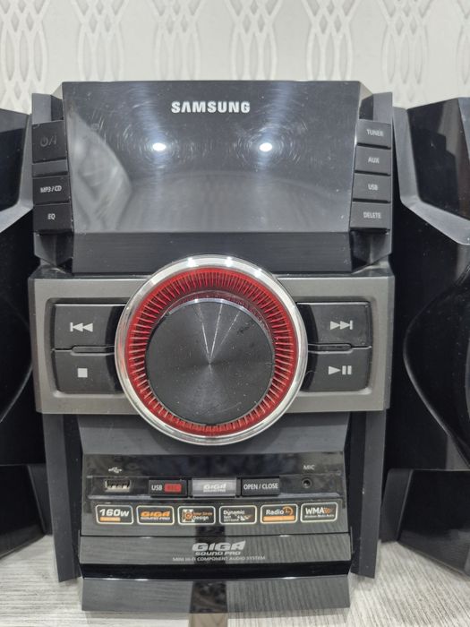Срочно продам музыкальный центр Samsung
