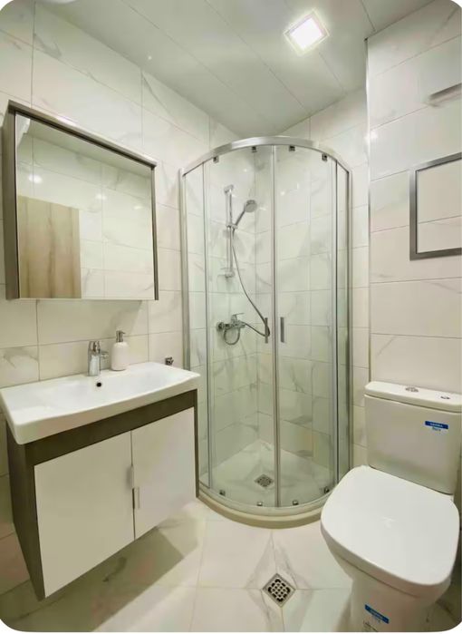 Дава се под наем Двустаен апартамент в Варна, Победа - 65 кв.м за 598.23 € - Снимка #2