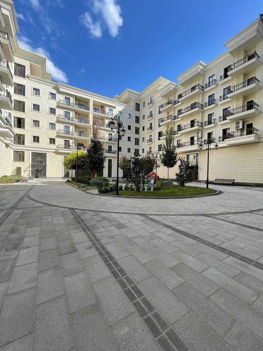 ПРОДАЕТСЯ! 3 ком квартира на элитном  Boulevard выд на парк