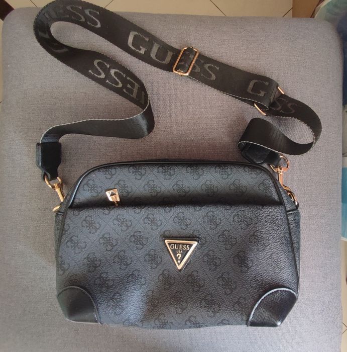 GUESS оригинална дамска чанта