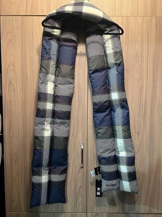 IVY PARK Beyonce adidas x puffer scarf дамски шал ЧИСТО НОВ