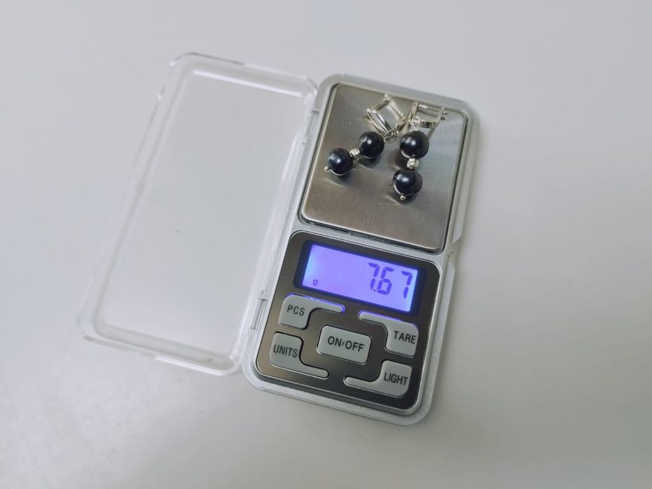 Cercei din argint 925 cu perle culoarea neagra si elemente din argint