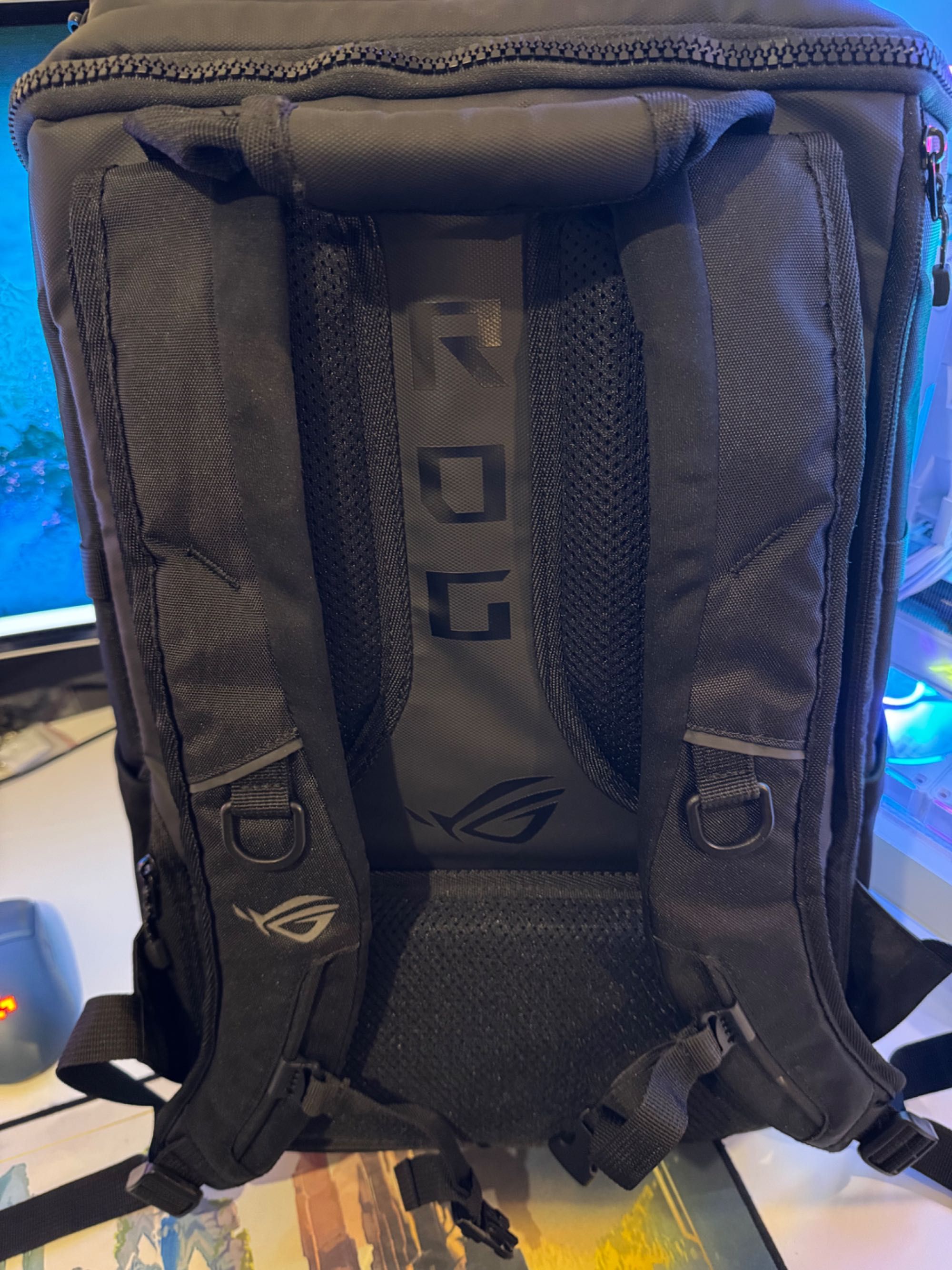 Лаптоп ASUS ROG Strix SCAR 18