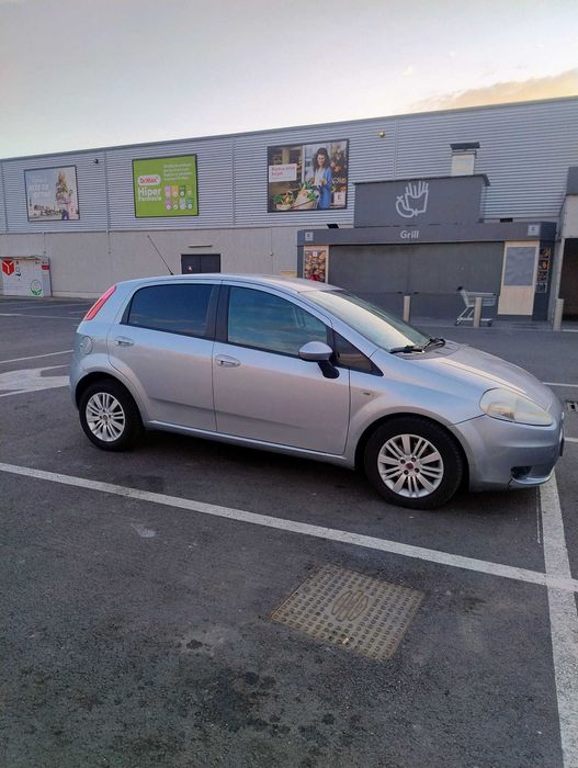 Vând Fiat Grande Punto 1.9 Multi Jet