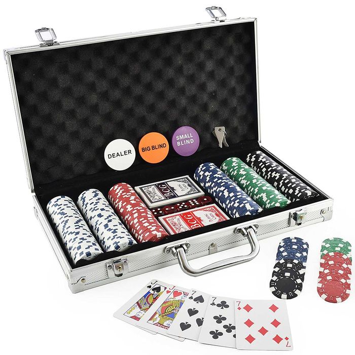 Servieta poke 100.300si500 jetoane. trusa poker jetoane set poker