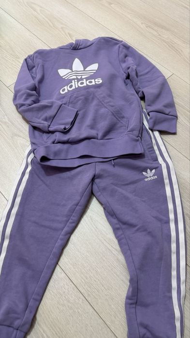 Детски комплект за момиче адидас, хм 4-5г