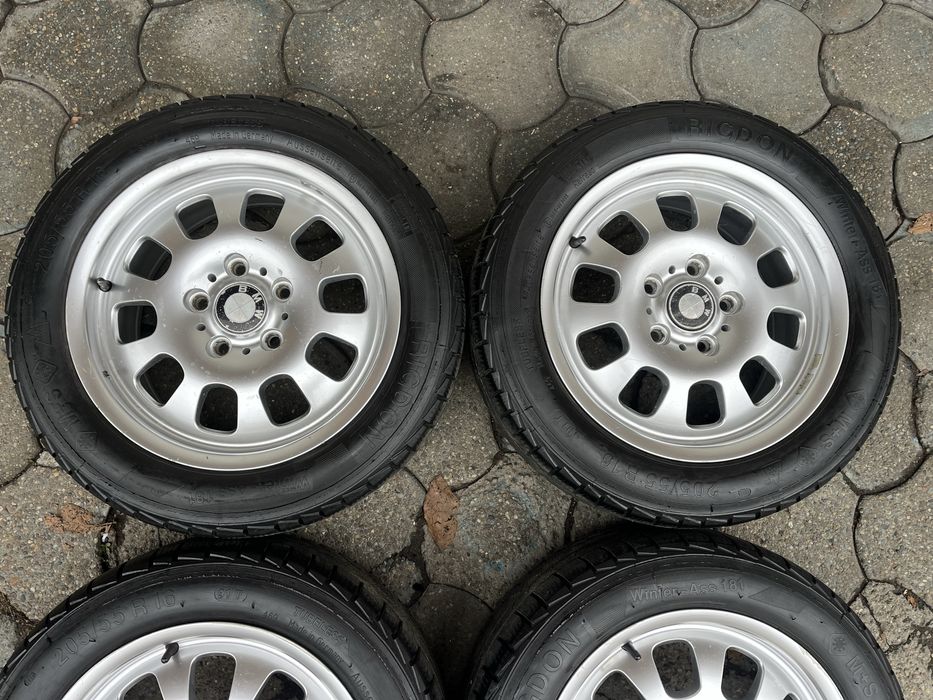 Jante aliaj 5x120mm, anvelope iarna 205/55 R16 BMW E46, E81, E87, F20