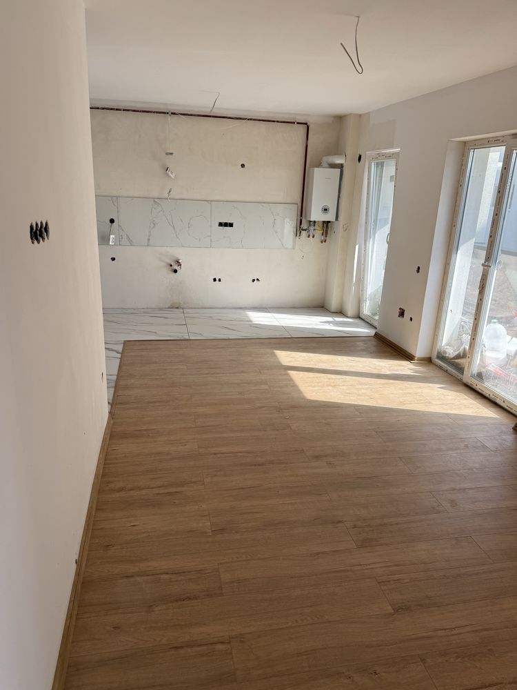 Vand apartament 3 camere Finisat in Apahida
