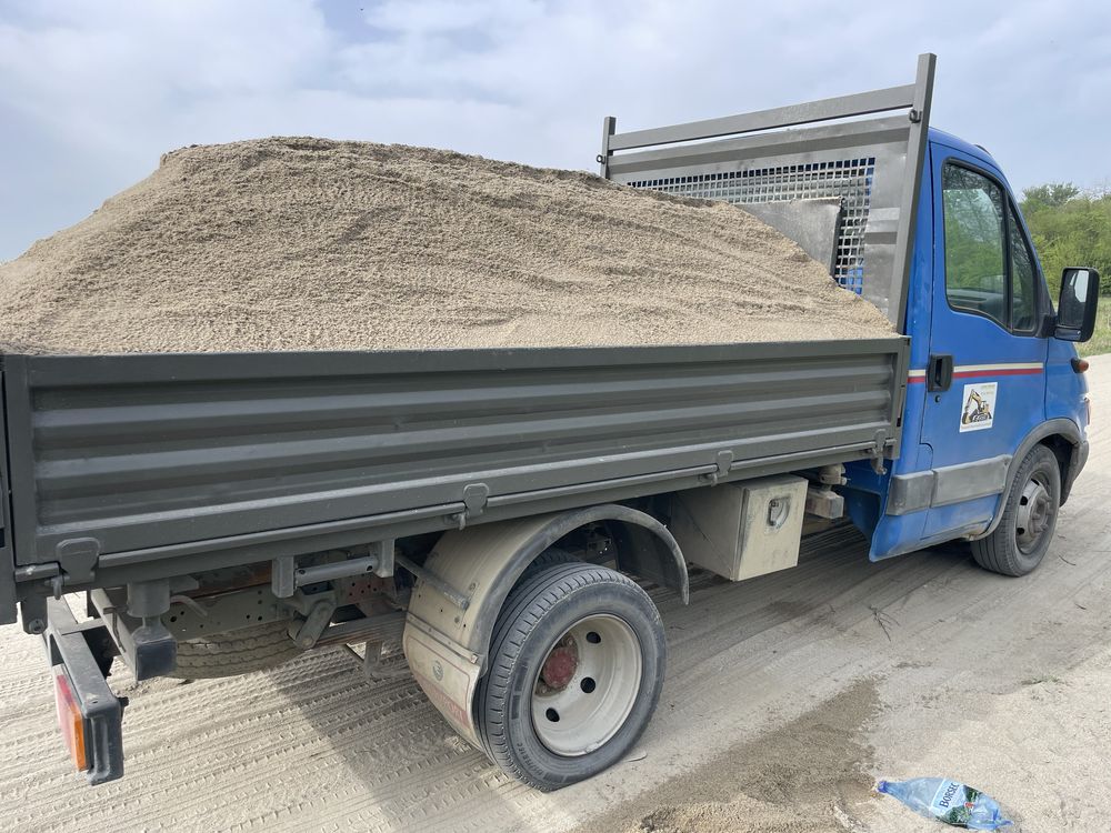 PIATRA SORT NISIP Transport basculabil Craiova