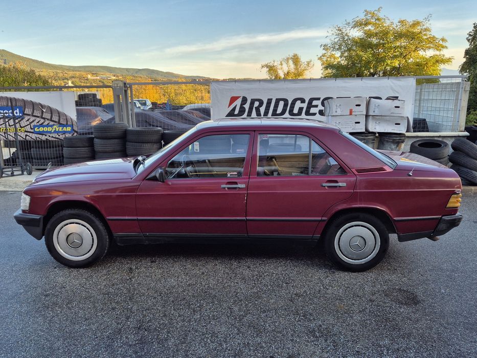 Mercedes 190D 1988г.