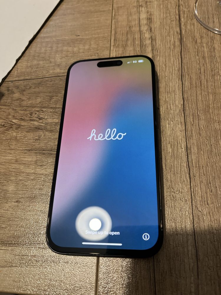IPhone 15 Pro 256GB в отлично състояние