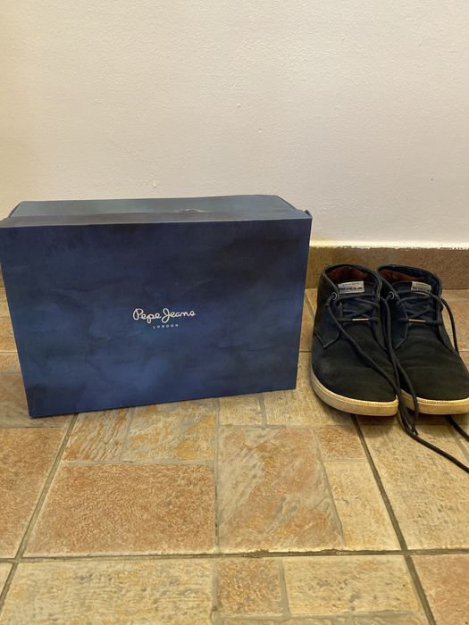 Tenesi/ghete chukka barbati Pepe Jeans piele intoarsa