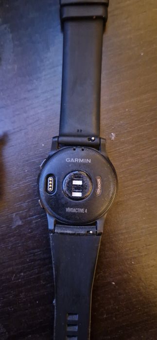Garmin vivoactive 4