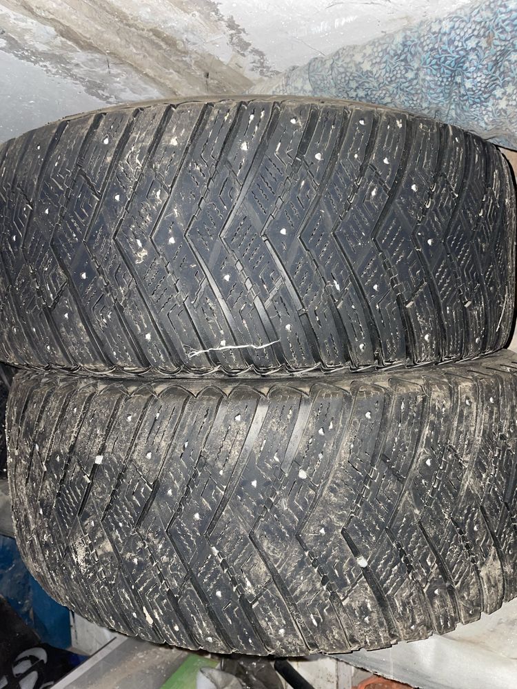 Шины зимние Goodyear 19r