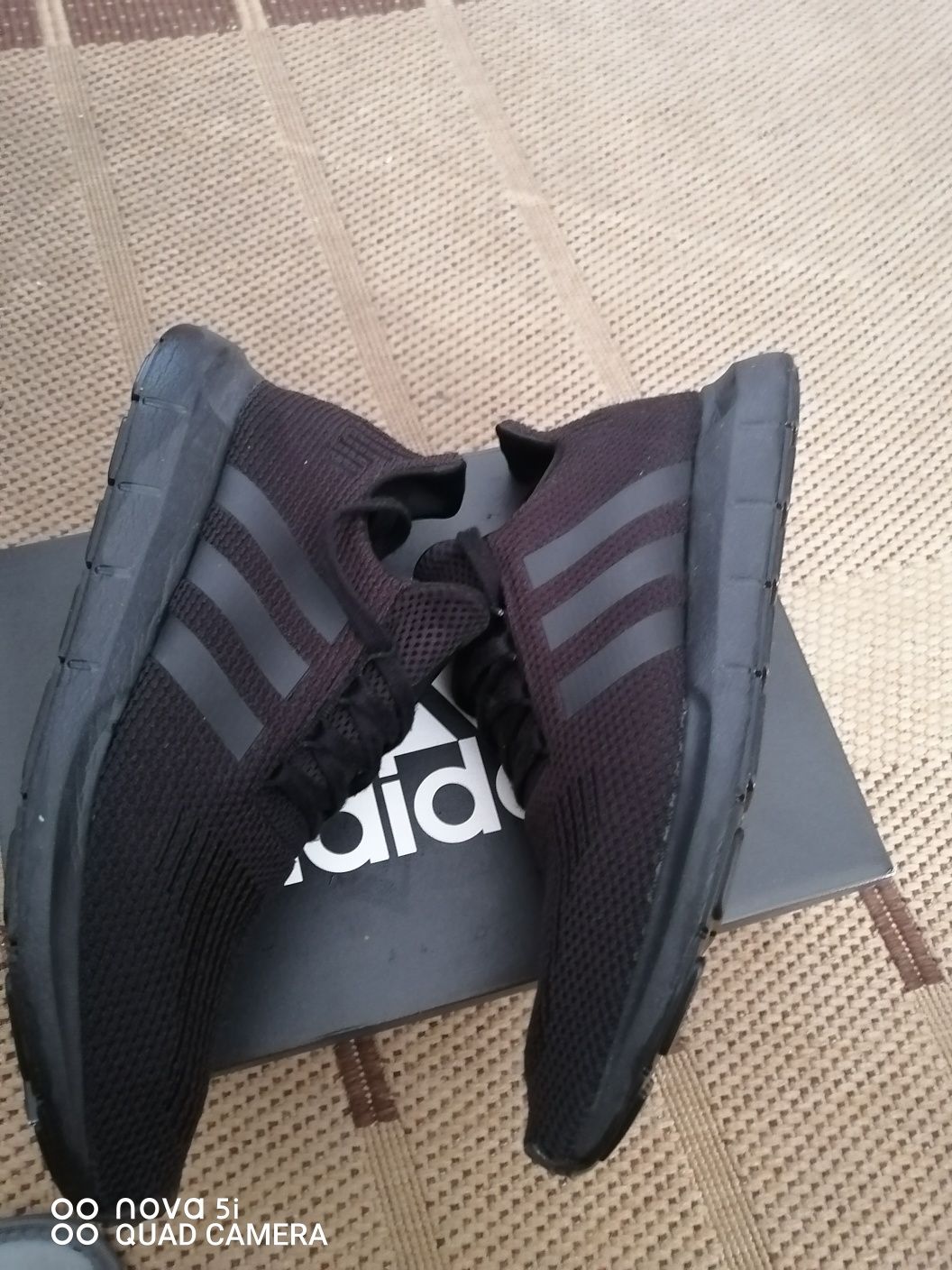 Маратонки Adidas