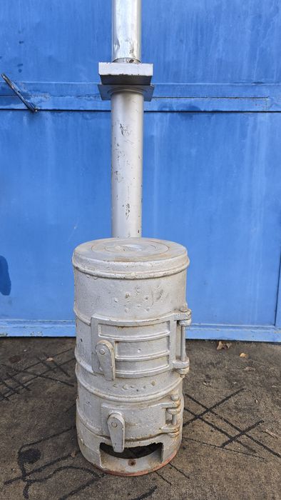 Печка, чугунная  новая.